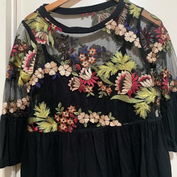 Floral Mesh Sheer Bell Sleeve X-Small Top Boho. - Picture 7 of 9